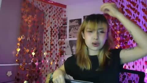 Minaa  online show from February 11, 2:48 am