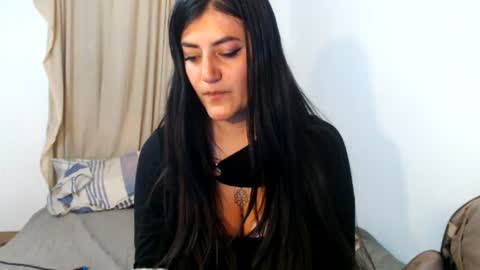 luuuuuuuuuu online show from July 28, 6:33 am