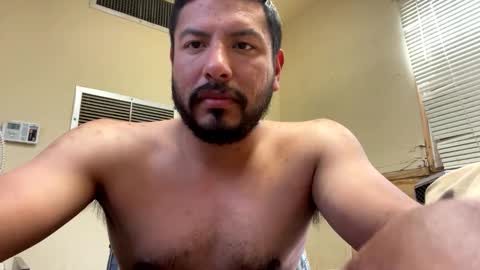 jjuarez5409 online show from February 1, 8:39 pm