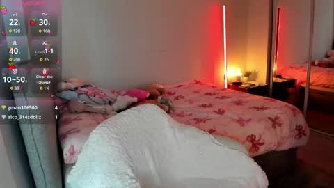 Juliette Rose online show from April 15, 6:28 am