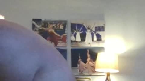 Snapshot of jkelly92081bean chatting on October 12, 9:46 am The best time guy online show from October 12, 9:46 am