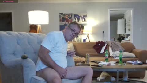 Snapshot of jkelly92081bean chatting on September 20, 7:55 am The best time guy online show from September 20, 7:55 am