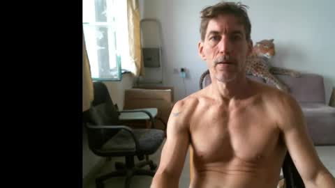 Snapshot of jlmbud chatting on October 2, 10:14 am jlmbud online show from October 2, 10:14 am
