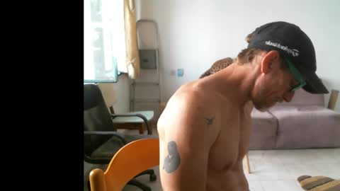 Snapshot of jlmbud chatting on September 20, 1:03 pm jlmbud online show from September 20, 1:03 pm