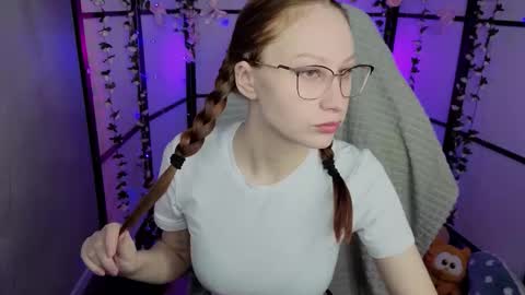 Joan online show from December 3, 12:28 pm