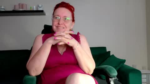 Joanna and Greg online show from June 2, 8:38 am