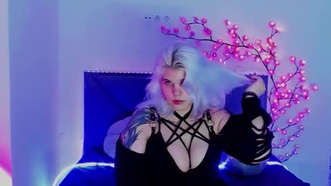 Joann online show from February 15, 8:29 pm