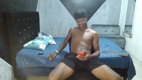 joao_leao online show from January 10, 8:25 pm