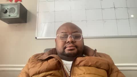 joe25123 online show from January 31, 7:33 pm