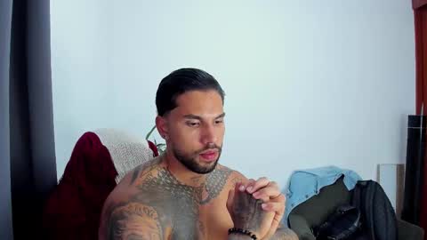 joe_esthetic online show from October 25, 10:10 pm