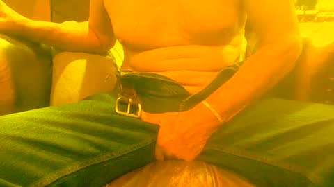 Snapshot of joeblow61616 chatting on December 23, 12:41 pm joeblow61616 online show from December 23, 12:41 pm