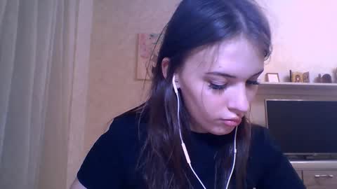 Jennifer online show from November 11, 5:59 pm