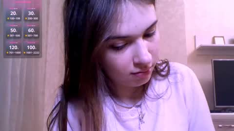 Jennifer online show from March 24, 7:42 pm