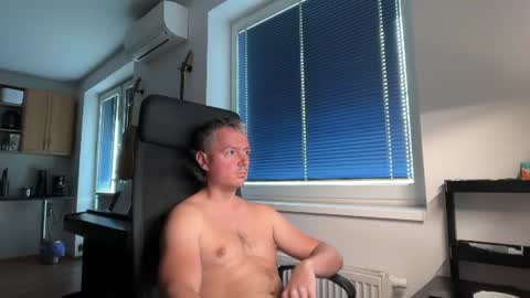 Jogger1991 online show from June 15, 4:54 pm