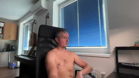 Jogger1991 online show from August 1, 8:05 am