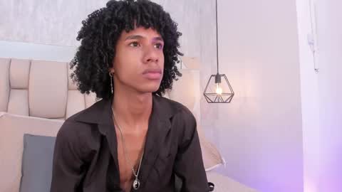 Snapshot of johan_gz_ chatting on September 17, 11:35 am Johan online show from September 17, 11:35 am
