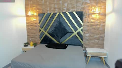 Johan Williams online show from April 4, 1:51 pm