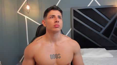 Johan Williams online show from December 17, 3:39 am