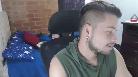 JOHAN independient model online show from February 5, 5:27 pm