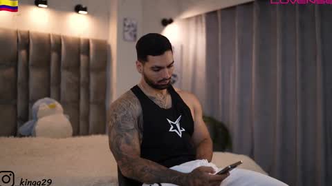 john online show from November 8, 12:41 pm