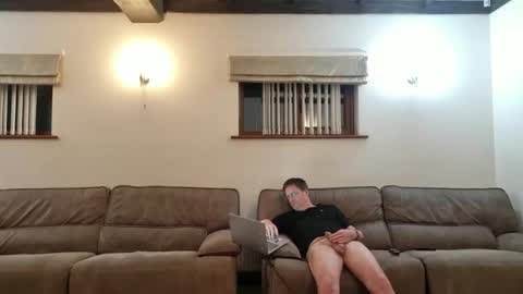johnathan_stuart33 online show from June 1, 11:39 pm
