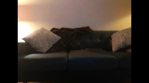 Snapshot of johneelicks chatting on October 26, 8:04 am Johnee online show from October 26, 8:04 am