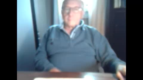 johnjohn6226 online show from November 4, 4:08 pm