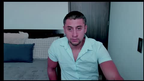 Johnny online show from January 23, 7:40 pm