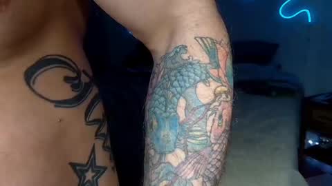 Johnnystrongarms                 online show from February 6, 5:25 am