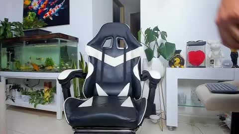 JOHNNY online show from October 22, 1:31 am