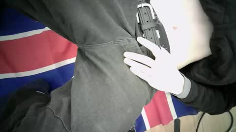 johnnywatson1312 online show from April 4, 12:45 pm