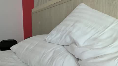 Snapshot of johnprivate494 chatting on October 25, 3:29 am johnprivate494 online show from October 25, 3:29 am