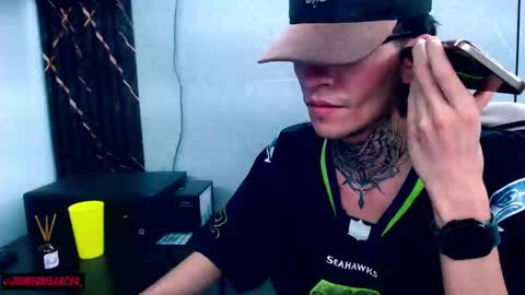 johnsonisaac94  online show from February 27, 4:57 am