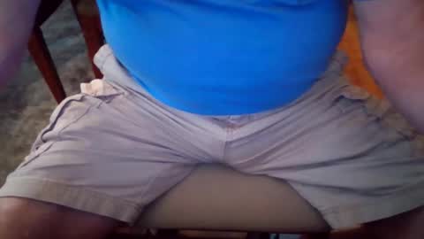 Snapshot of johnxxx549 chatting on September 24, 12:01 pm johnxxx549 online show from September 24, 12:01 pm