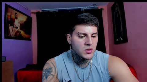 Johny online show from November 27, 5:04 am