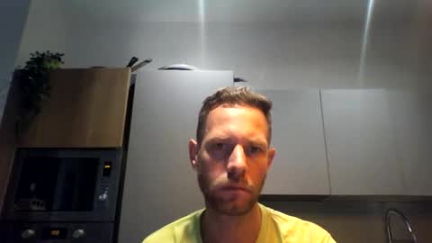 jojo19844 online show from September 10, 8:48 am