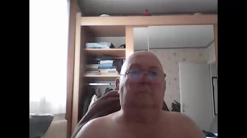 jojo60000529566 online show from February 19, 1:22 am