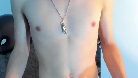 jojobraando online show from December 3, 1:37 am