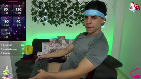 Snapshot of jonathanjoestar_ chatting on December 30, 12:43 am Instagram jonathanfit14 online show from December 30, 12:43 am