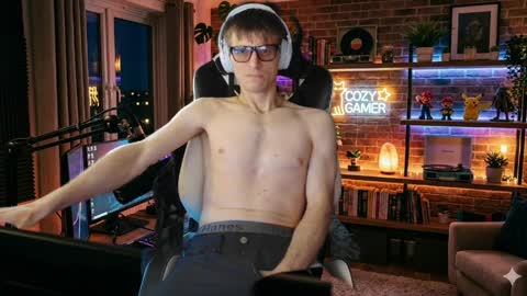 jonathanthiccoc online show from April 6, 10:44 pm