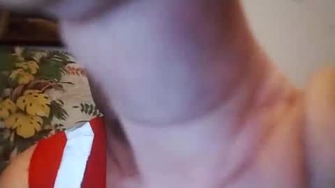 Snapshot of jonnyblow chatting on December 20, 5:25 am J online show from December 20, 5:25 am