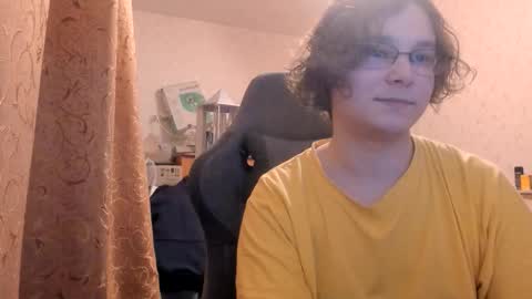 Snapshot of jonnymyloka chatting on October 25, 7:03 pm JONNY online show from October 25, 7:03 pm