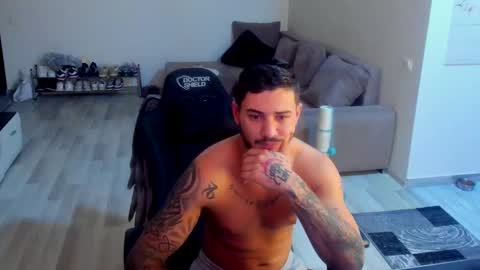 jonnyporn1 online show from November 26, 10:01 am