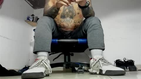 jordan33blake online show from May 9, 4:40 am