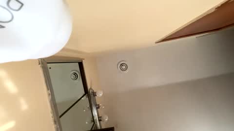 jordan live online show from October 19, 12:43 pm