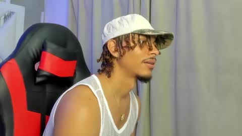 Snapshot of jordan_love7 chatting on October 17, 1:26 pm jordan online show from October 17, 1:26 pm