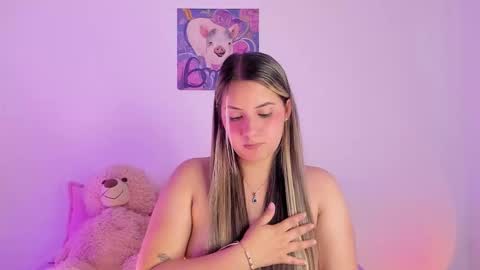 JORDY AND SOFI online show from March 22, 4:22 pm