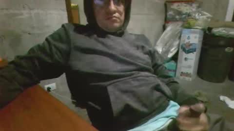 jorgefire0001 online show from November 14, 8:05 am