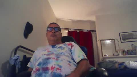 josehosebb online show from May 31, 2:43 am