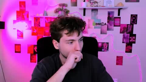 joseph_bear_ online show from March 22, 12:20 pm